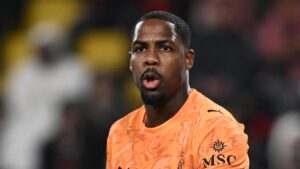 maignan-mund-te-largohet-falas,-si-zevendesues-piketohet-portieri-“problematik”-turk