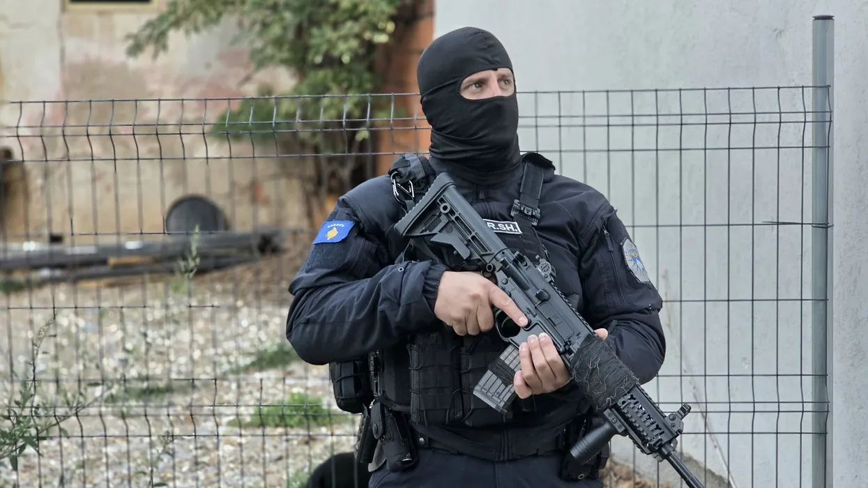 “qielli-i-thyer”-ne-kosove/-goditje-ndaj-krimit-te-organizuar,-sekuestrohen-80-milione-euro