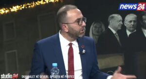 “kushtetuesja-votoi-ne-favor-te-spak-per-pezullimin-e-ballukut,-por-nje-gjyqtar-kerkoi-te-rivotoje-serish”,-bardhi:-shenje-e-forte-presioni