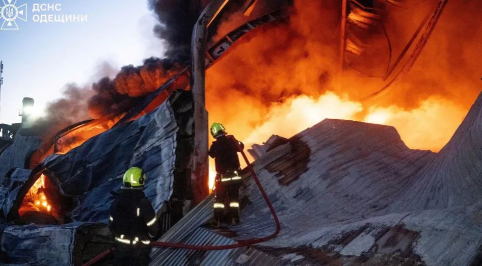 rusia-pershkallezon-sulmet-ndaj-odeses,-kievi-paralajmeron:-duan-te-na-paralizojne!-fokusi-i-luftes-eshte-zhvendosur-drejt…