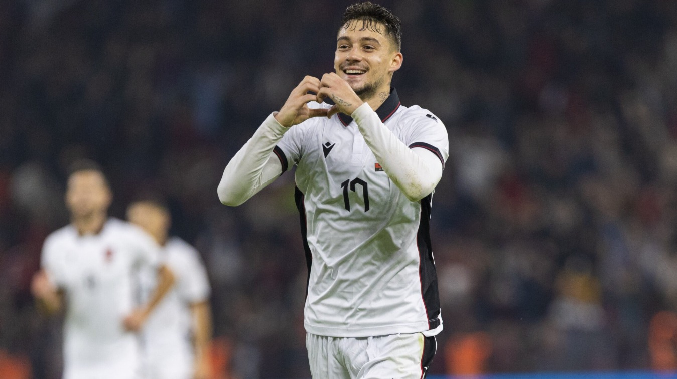 video/-7-gola-dhe-1-asist,-muci-mahnit-turqine,-a-do-te-ftohet-nga-sylvinho?