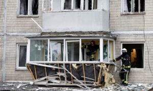 ukraine/-nje-femije-mes-viktimave-nga-sulmet-masive-ruse,-disa-te-mitur-te-plagosur