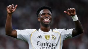 vinicius-ne-udhekryq-te-real-madridi;-dyshime-per-rinovimin-dhe-raport-i-ftohte-me-tifozet