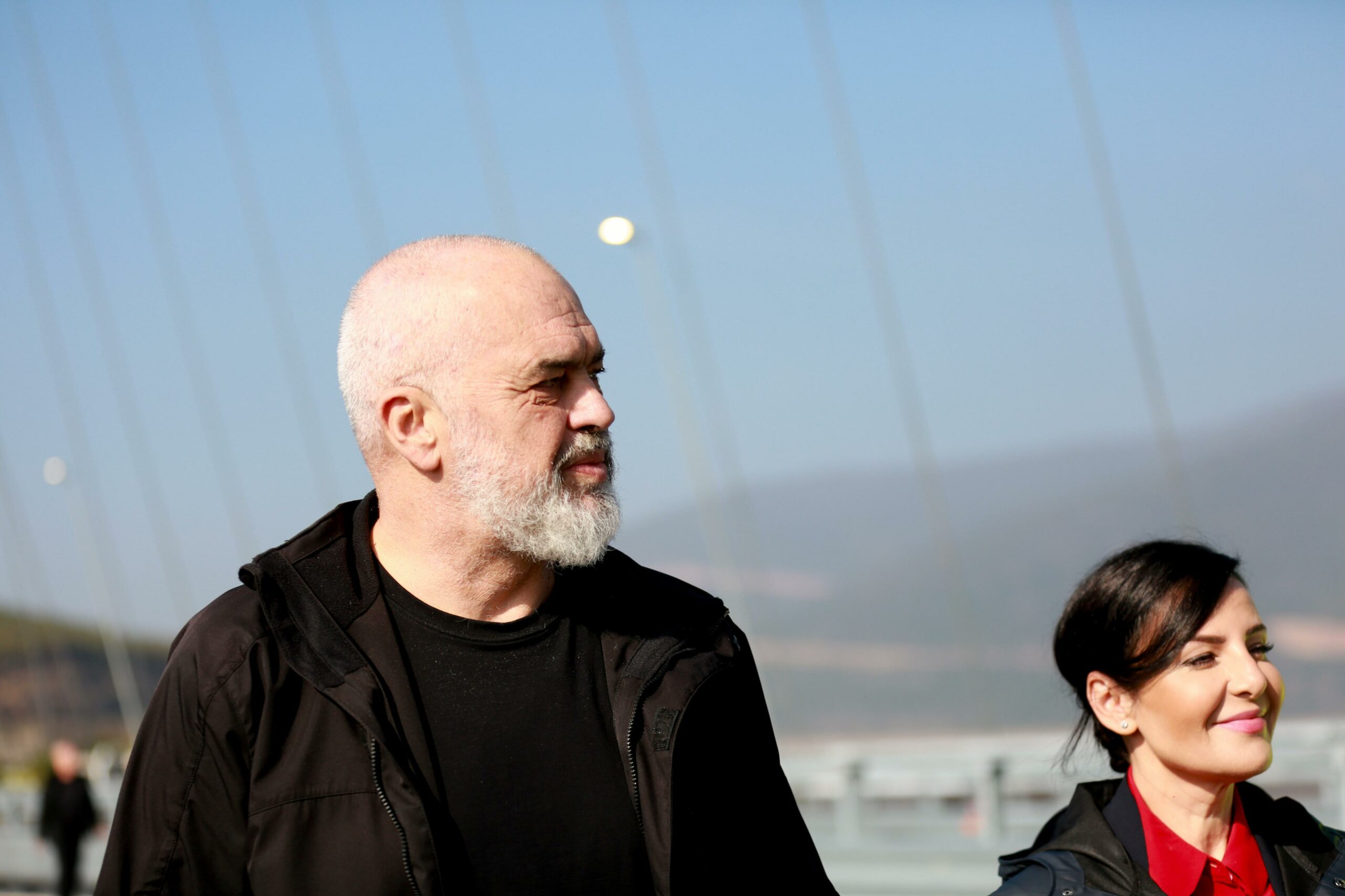 “rama-s’guxon-te-shkarkoje-mirlinden,-se-e-merr-me-vete-bashke-me-linden”,-bardhi:-mblidhemi-serish-te-premten-per-‘ballukun’