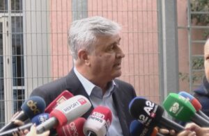 “nuk-ka-perfituar-tendera-nga-buxheti-i-shtetit”/-i-perfshire-ne-rrembimin-e-gerond-meces?-maks-haxhia:-ergys-agasi-nuk-e-njeh-fare!