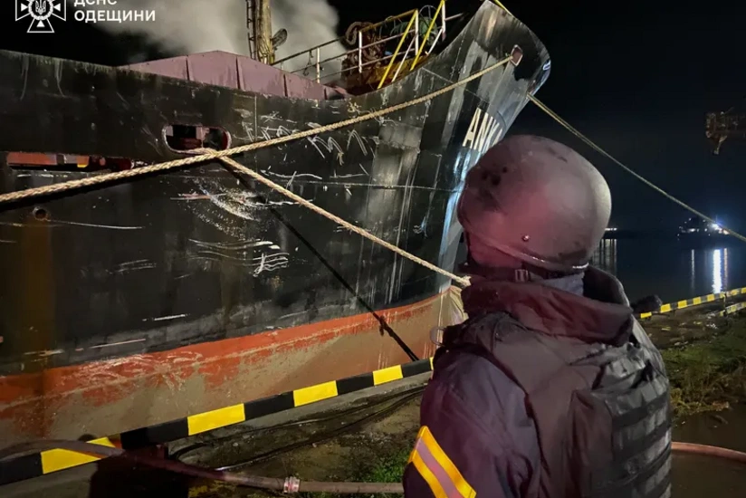 nje-anije-me-flamur-libanez-u-demtua-ne-portin-e-odeses-si-pasoje-e-nje-sulmi-rus