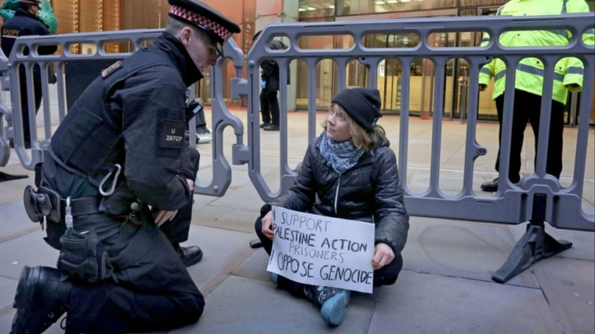 greta-thunberg-lirohet-pas-arrestimit-ne-londer-gjate-nje-proteste-pro-palestineze