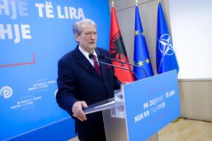 “ergys-agasi-ka-bere-fitime-perrallore”,-berisha-zbulon-shifrat:-brenda-pese-muajsh-rriti-kapitalin-fillestar-22-mln-here!