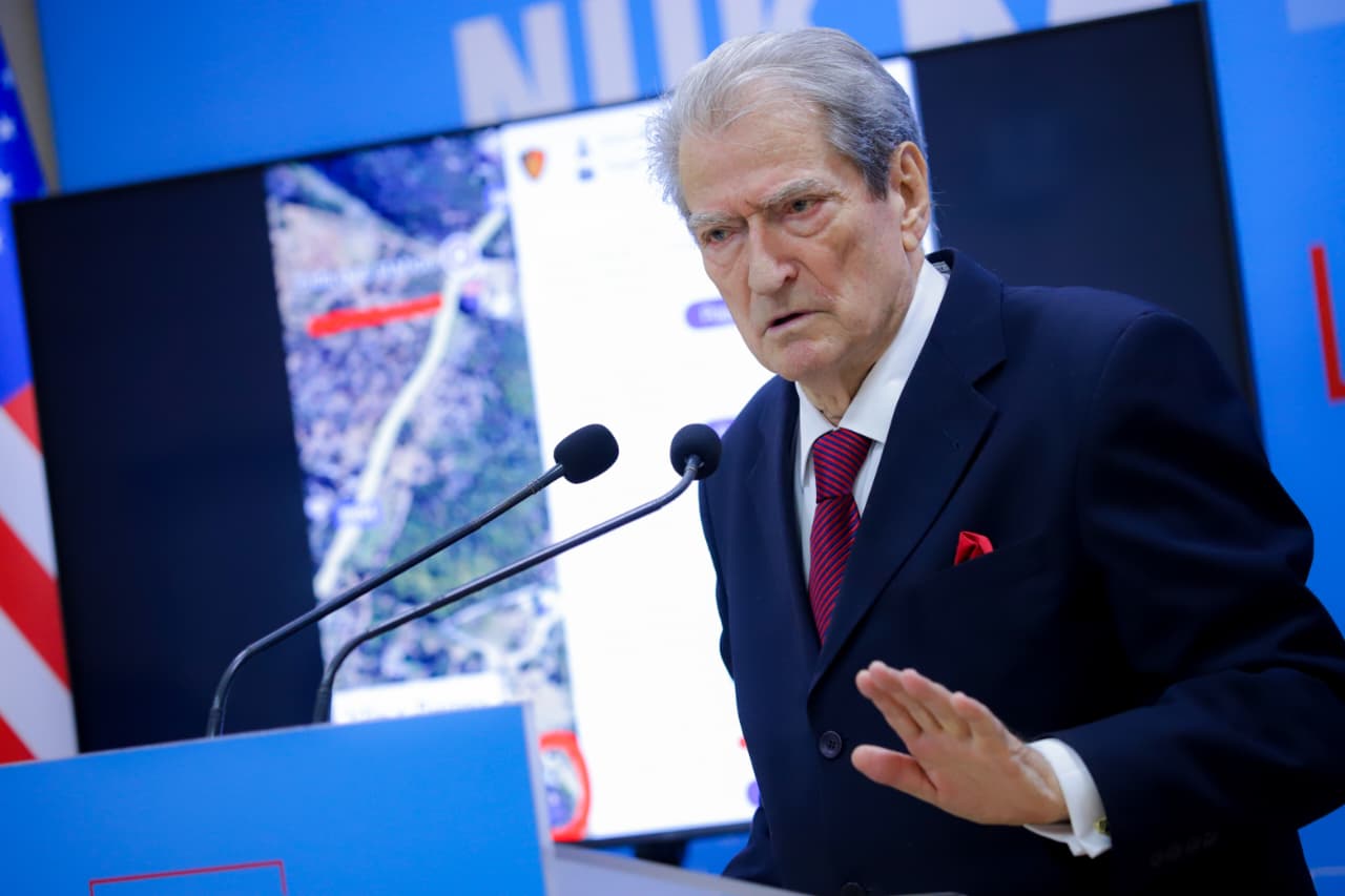 “dosja-gjendet-ne-spak”,-berisha:-regjistrimet-ambientale-deshmojne-se-linda-rama-eshte-padrone-e-tenderave-te-akshi