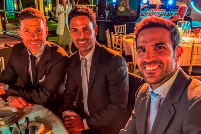 fabregas-tregon-problemin-e-xabi-alonso-te-real-madridi:-te-gjithe-kane-kushtuar-se-paku-50-milione…