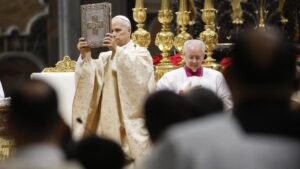 papa-ne-urbi-et-orbi:-paqja-eshte-nje-pergjegjesi-e-perbashket