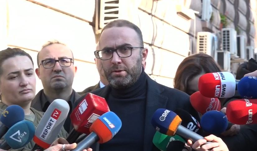 spak-kerkoi-arrestimin-e-ballukut,-bardhi:-zv.-kryeministrja-intimidoi-vartesen-qe-bashkepunoi-me-drejtesine!-rama-dhe-peleshi-po-tentojne-t’i-blejne-kohe-per…