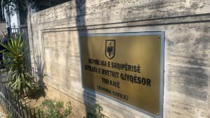 emrat/-shperndanin-droge-ne-disa-zona-te-tiranes,-gjykata-cakton-masat-e-sigurise-per-22-te-arrestuarit