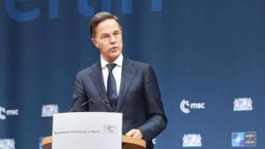 sekretari-i-pergjithshem-i-nato-s,-rutte:-be-ja-nuk-duhet-te-veproje-si-alternative-ndaj-aleances
