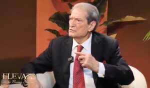 “non-grata-ishte-rrufe-ne-qiell-te-hapur”/-berisha-flet-per-betejat-politike:-le-te-bejne-zgjedhje-te-lira-dhe-ta-shikojme-kush-fiton.-besoj-ende-se-do-rikthehem-ne-pushtet