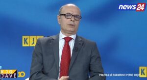 “balluku-te-jepte-doreheqjen-ose-te-shkarkohej-menjehere”,-petro-koci:-reagimi-i-mazhorances-s’ishte-i-duhuri,-nuk-perputhet-me-standardin-e-vendosur