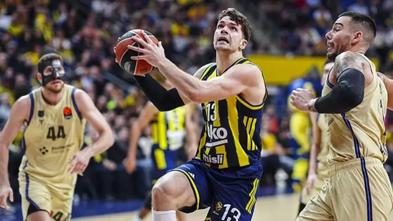 fenerbahce-mund-barcelonen-ne-sekondat-e-fundit,-hapoel-kryeson-i-vetem-renditjen-e-euroleague