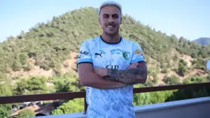 video/-fati-“braktis”-lojtaret-e-kombetares,-seferi-humbet-penallti-ne-turqi,-ajetit-i-anulohet-goli