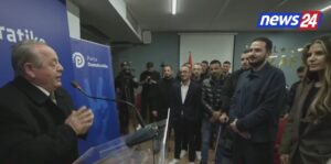 video/-qytetari-salianjit:-erdha-per-ty-dhe-kur-pashe-gjithe-kete-rini.-s’do-vija-per-berishen,-as-per-ramen-–-koha-te-dalin-menjane