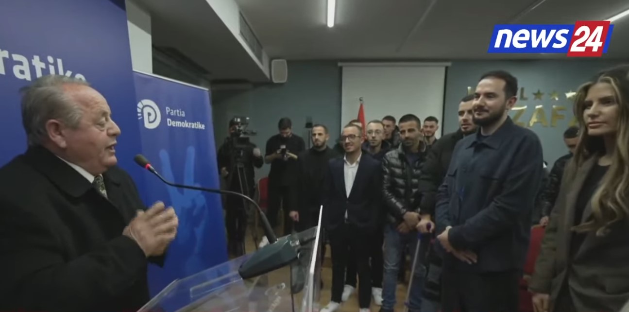 video/-qytetari-salianjit:-erdha-per-ty-dhe-kur-pashe-gjithe-kete-rini.-s’do-vija-per-berishen,-as-per-ramen-–-koha-te-dalin-menjane