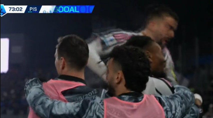 juventus-e-mbyll-vitin-me-fitore,-ben-detyren-ndaj-pisa-dhe-futet-ne-valle-per-titullin-(video)