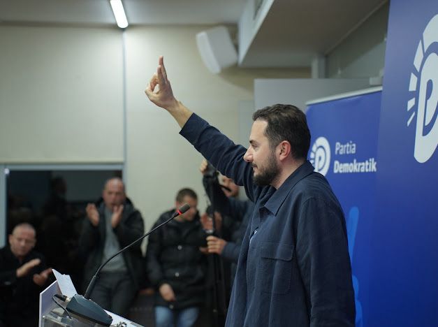 “statuti-s’ka-rast-perjashtimi-per-askend”,-salianji-i-pergjigjet-berishes:-nuk-ka-veteperjashtim!-rrogetareve-te-pd-nuk-u-vjen-mire-ta-mbajne-detyren-me-pune