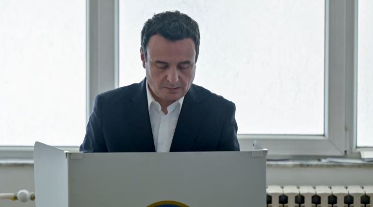 kandidati-i-lvv-se-per-kryeminister,-kurti-voton-ne-prishtine,-thirrje-per-pjesemarrje-masive:-duhet-rezultat-i-qarte