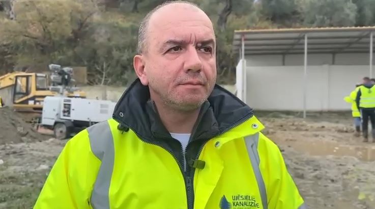 vlora-prej-tre-ditesh-pa-uje/-drejtori-i-ujesjellesit:-po-punojme-per-gjetjen-e-nje-rruge-alternative-furnizimi!-difekti,-specifik