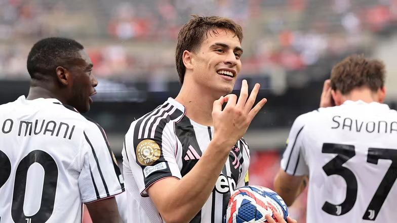 klubet-e-medha-presin-pas-deres,-juventus-ben-levizjen-qe-prisnin-tifozet-per-te-ardhmen-e-kenan-yildiz