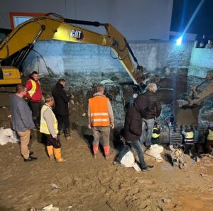 prej-3-ditesh-pa-uje-te-pijshem/-ardit-bido:-vlora-drejt-normalitetit,-fundi-i-avarise-po-afrohet