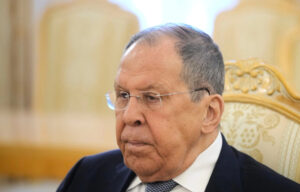 lavrovi-paralajmeron-se-trupat-evropiane-ne-ukraine-do-te-ishin-“shenjester-legjitime”