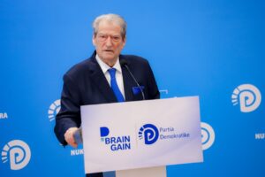 “dosjet-e-‘lubise’,-tronditese”/-berisha:-rama-nuk-do-t’i-heqe-imunitetin-dhe-bllokon-drejtesine!-revolta-e-opozites?-deri-sa-te-qerohet…