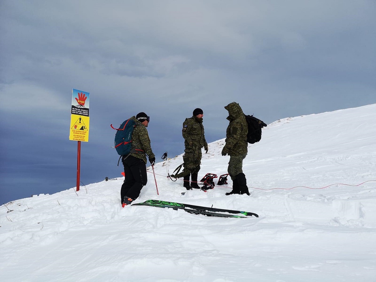 tragjedi-ne-spanje,-3-persona-humbin-jeten-nga-orteku-teksa-benin-ski,-plagoset-nje-tjeter