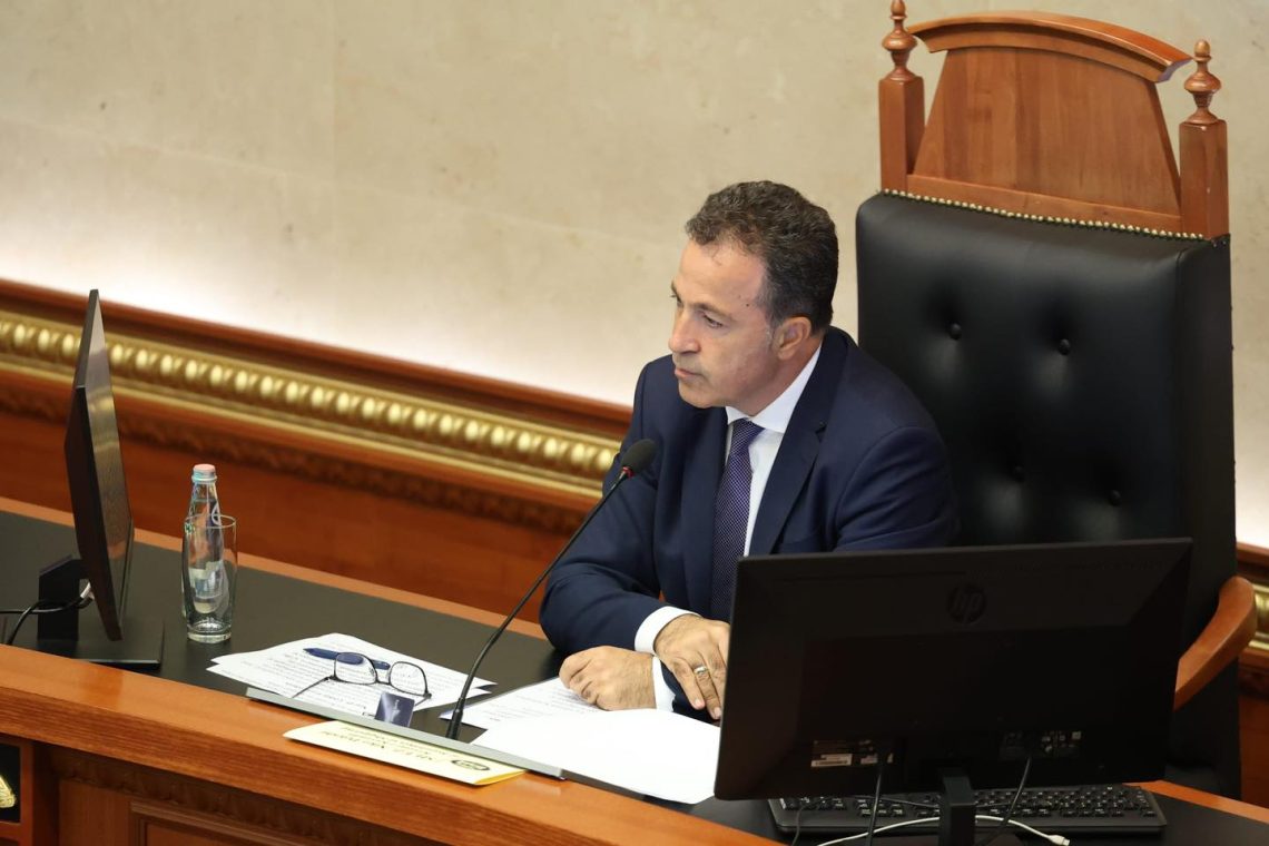 dokumenti/-deputetet-e-pd-kerkuan-mbledhjen-e-keshillit-te-mandateve,-kuvendi-refuzon:-do-te-presim-vendimin-e-gjykates-kushtetuese!