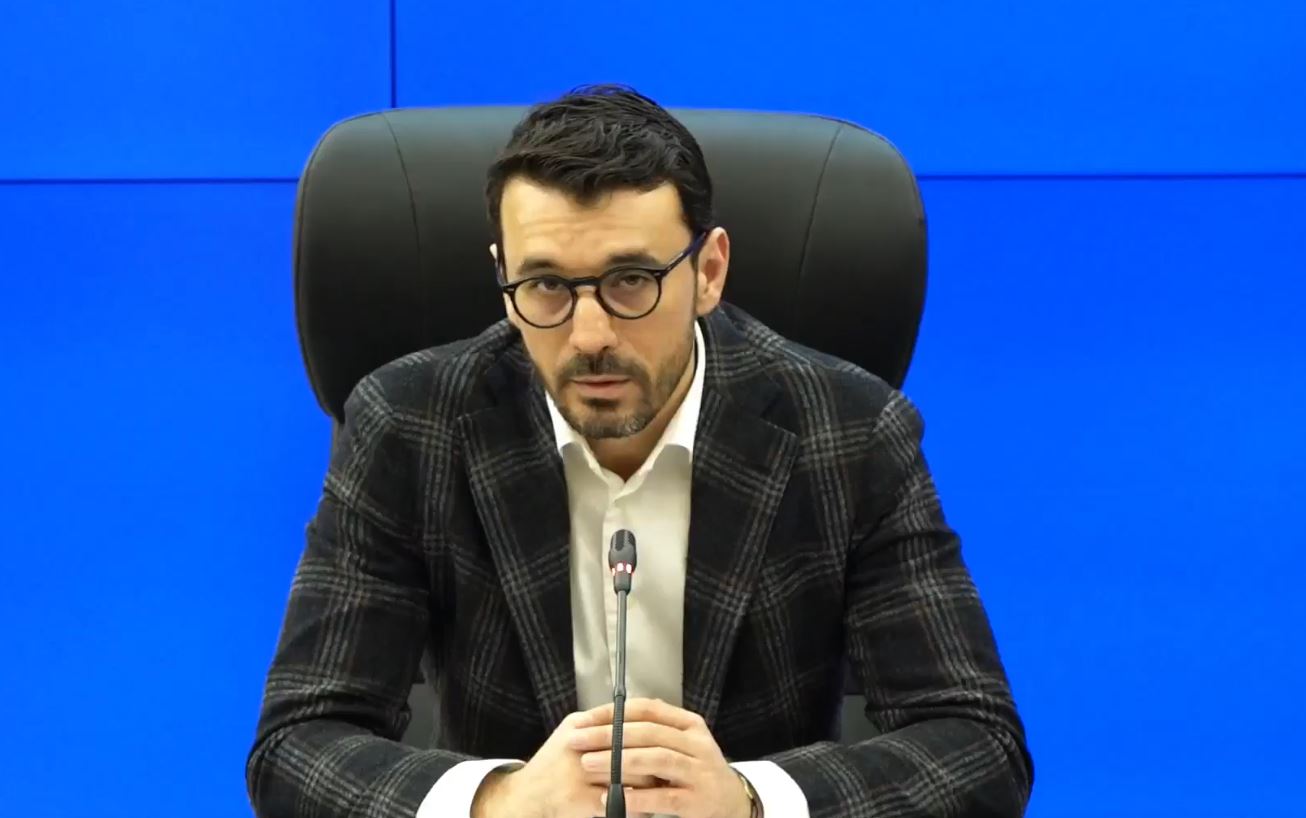 video/-plani-i-masave-per-fundivit,-oshee:-me-29-dhjetor-dita-me-konsumin-me-te-larte-te-energjise,-1600-punonjes-ne-terren-per-te-garantuar-mbarevajtjen-e-rrjetit