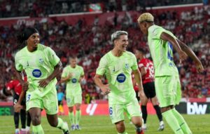 barcelona-“gjuan”-te-napoli,-inter-dhe-milan.-katalanasit-kane-listen-me-3-emra-per-te-gjetur-mbrojtesin-e-duhur