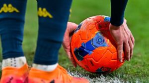 serie-a-ben-ndryshimin-e-papritur,-heq-dore-nga-topi-dimeror-ngjyre-portokalli-per-nje-arsye-te-forte…