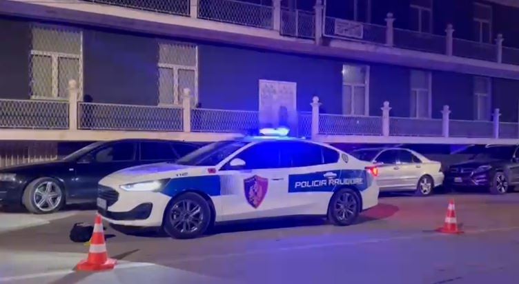 aksident-ne-korce,-perplaset-nga-makina,-perfundon-ne-spital-drejtuesi-i-motorit