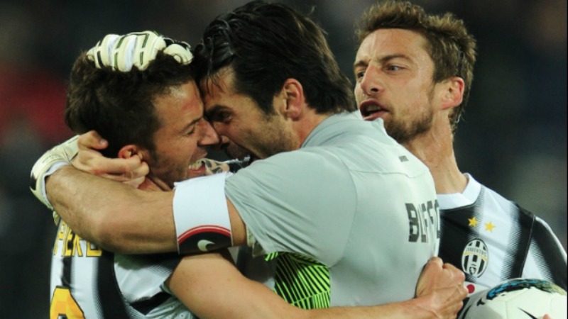 besnikeria-qe-ndertoi-legjendat;-buffon-flet-per-del-pieron-dhe-vitet-e-veshtira-te-juventusit