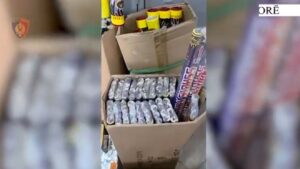 sekuestrohen-lende-piroteknike-ne-nje-subjekt-tregetar,-e-peson-pronarja-e-biznesit-ne-vlore