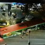 pamje-te-renda/-aksidenti-ne-tirane,-momenti-kur-autobusi-“merr-perpara”-nje-person-me-biciklete-(video)