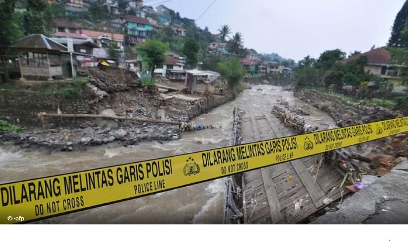 rritet-ne-442-bilanci-i-viktimave-nga-moti-ekstrem-ne-sumatra-te-indonezise,-qindra-te-zhdukur