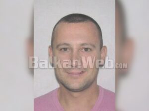 dinamika/-ekzekutim-mafioz-i-biznesmenit-ne-elbasan,-10-persona-te-shoqeruar,-vijon-operacioni-per-kapjen-e-autoreve