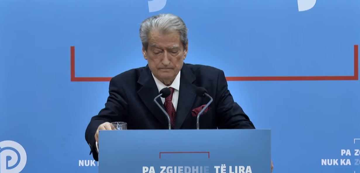 vrasja-ne-elbasan/-berisha-per-krimin-ne-vend:-proda-anetar-i-bandave.-rama-per-kete-arsye-e-mban