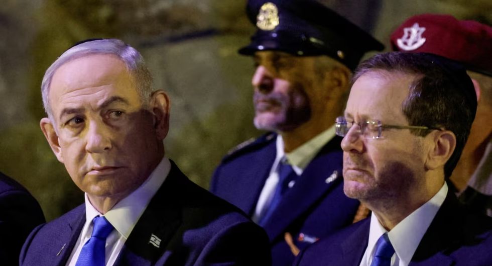 netanyahu-del-para-gjykates-teksa-presidenti-izraelit-shqyrton-kerkesen-e-tij-per-falje