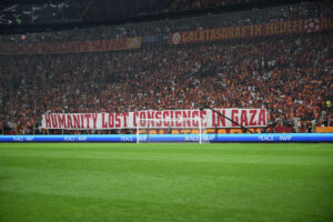 shtohet-presioni-per-uefa-n,-izraeli-mund-te-perjashtohet-nga-garat