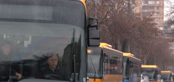 prishtina-serish-pa-transport-publik/-kreu-i-shoqates:-greva-do-vazhdoje-deri-kur-te-alokohen-fondet
