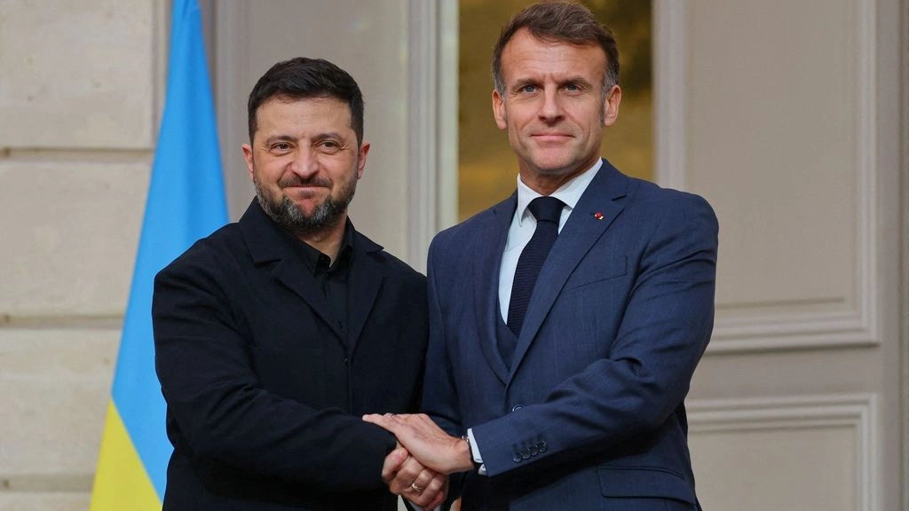 macron-pas-takimit-me-zelenskyn:-vetem-ukraina-ka-te-drejten-te-vendose-per-territoret-e-saj