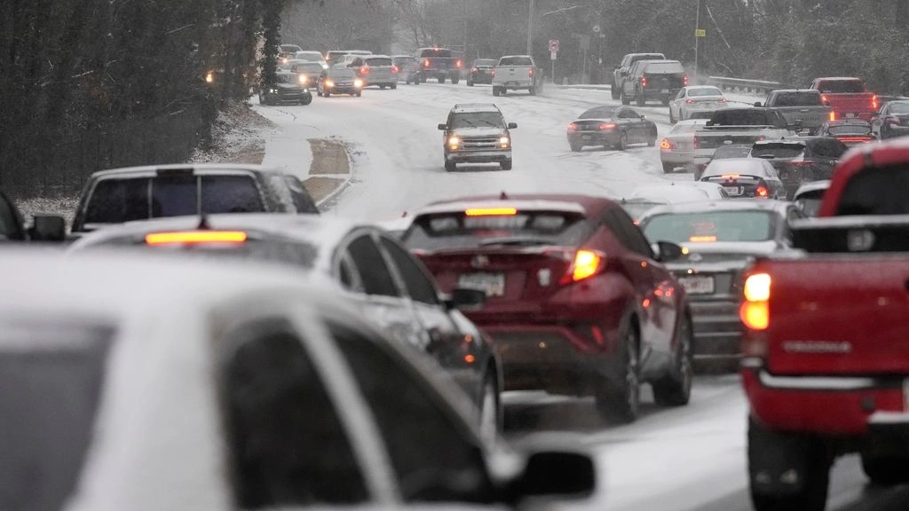 video/-reshjet-e-dendura-ne-shba,-aksident-masiv-ne-indiana,-perfshihen-45-automjete