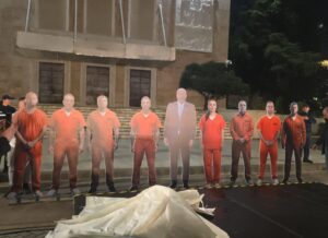 foto-lajm/-nga-jurgis-cyrbja-dhe-ilir-beqaj,-tek-tahiri,-balluku,-dako-dhe-veliaj-opozita-“rreshton”-ish-zyrtaret-e-ps-te-denuar-me-burg.-nuk-mungon-dhe-rama